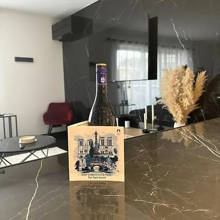 Guestready - View Of The Eiffel Tower Ideal For 2 * Paris