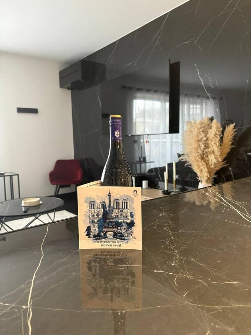 Guestready - View Of The Eiffel Tower Ideal For 2 * Parigi